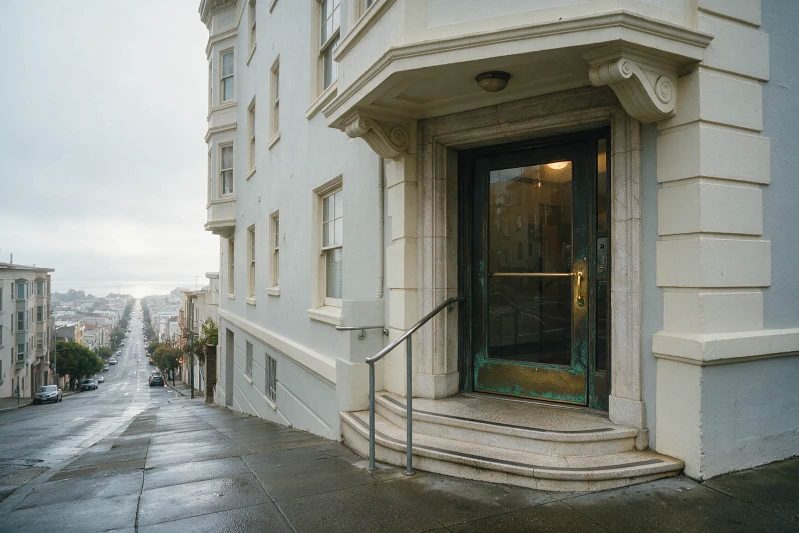 Bay Gate serving Nob Hill, Downtown & the Tenderloin